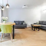 Apartsatideluxe