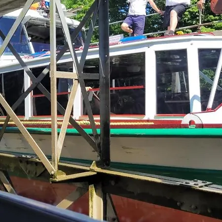 Apartsatideluxe Apartmán *